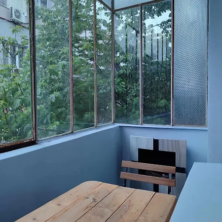 Insta Haus Apartment *